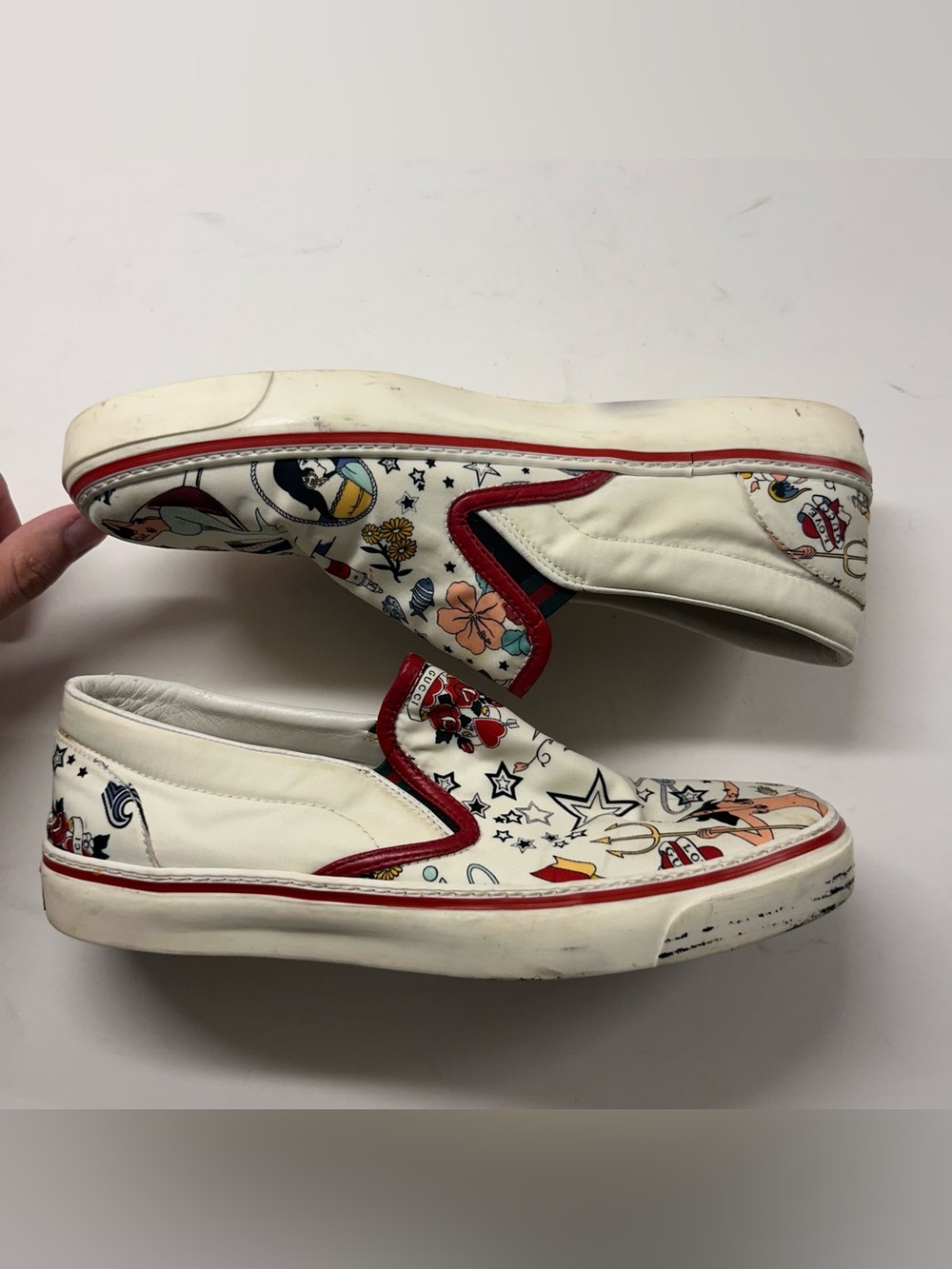 Gucci Men’s Tattoo Slip On Sneaker Shoes Size 38.5 Mermaid Roses Pirate Ocean - Picture 7 of 7